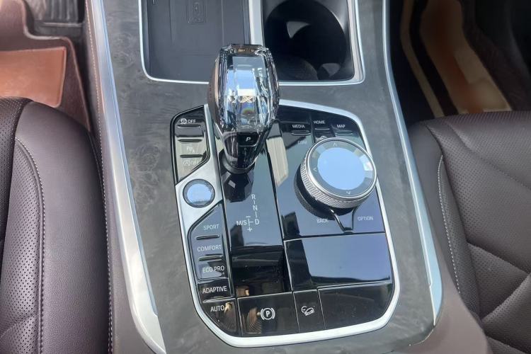Used BMW X5 2022 xDrive 30Li M Sport Package Interior 3