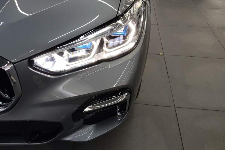 Used BMW X5 2022 Restyled xDrive 30Li Luxury Version M Sport Package Left Front Headlight