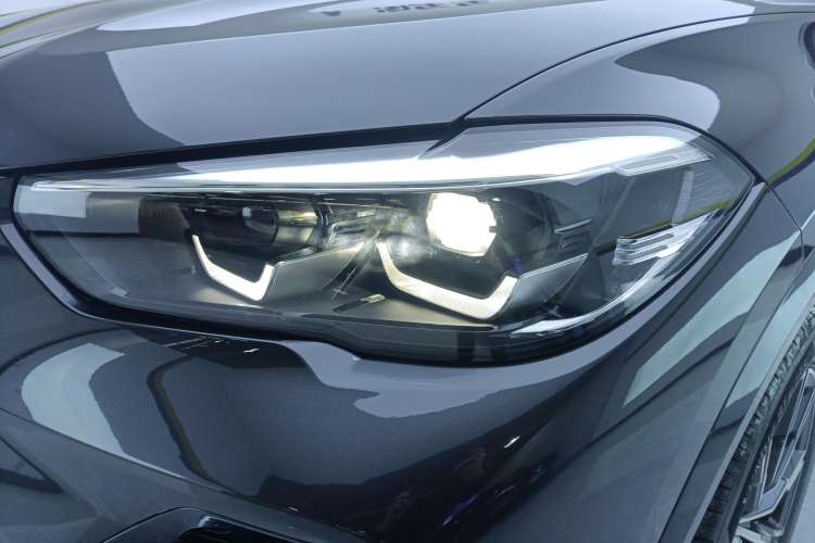 Used BMW X5 2022 Restyled xDrive 30Li M Sport Package Left Front Headlight