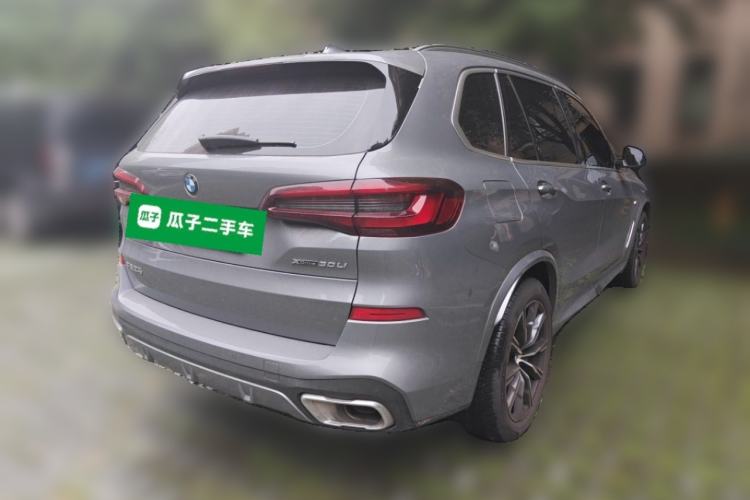 Used BMW X5 2022 Restyled xDrive 30Li Luxury Version M Sport Package Rear Right 45 Deg