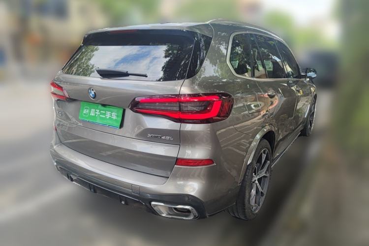Used BMW X5 2022 xDrive 40Li M Sport Package Rear Right 45 Deg