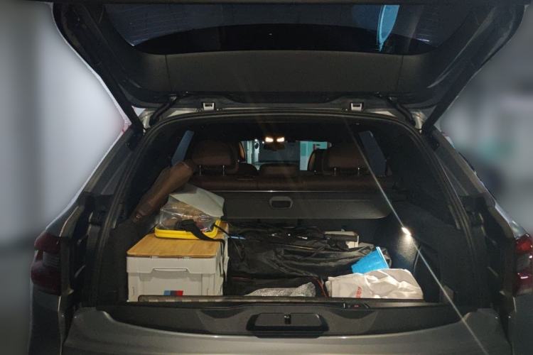 Used BMW X5 2022 Restyled xDrive 40Li M Sport Package Trunk