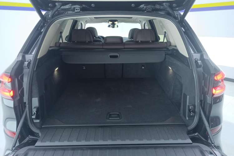 Used BMW X5 2022 Restyled xDrive 30Li M Sport Package Trunk