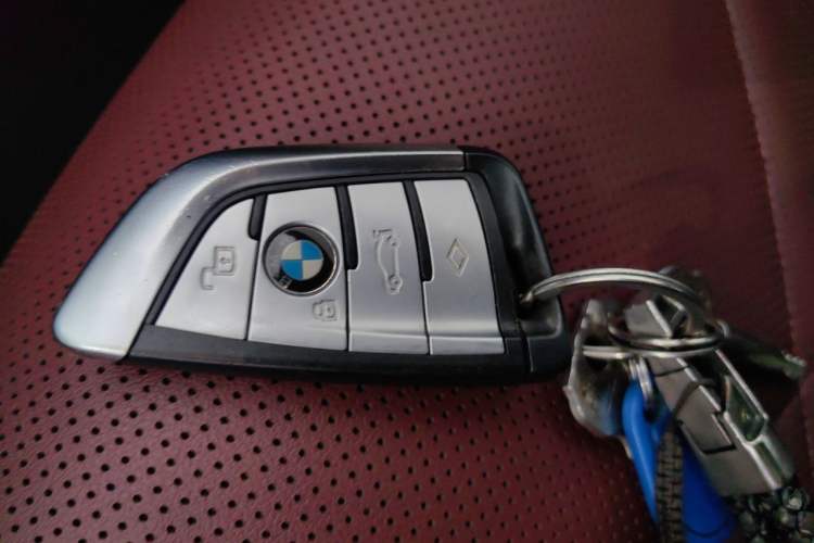 Used BMW X5 2022 Restyled xDrive 40Li M Sport Package Vehicle Key