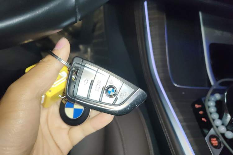 Used BMW X5 2022 Restyled xDrive 40Li M Sport Package Vehicle Key