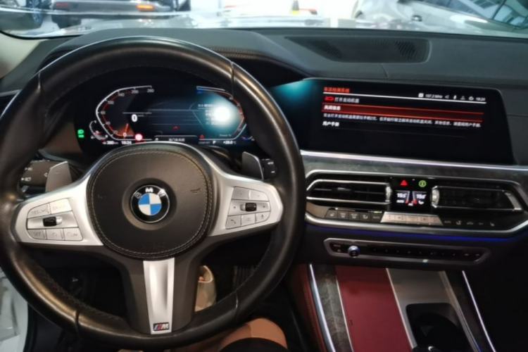 Used BMW X5 2022 Restyled xDrive 30Li Luxury Version M Sport Package Center Console