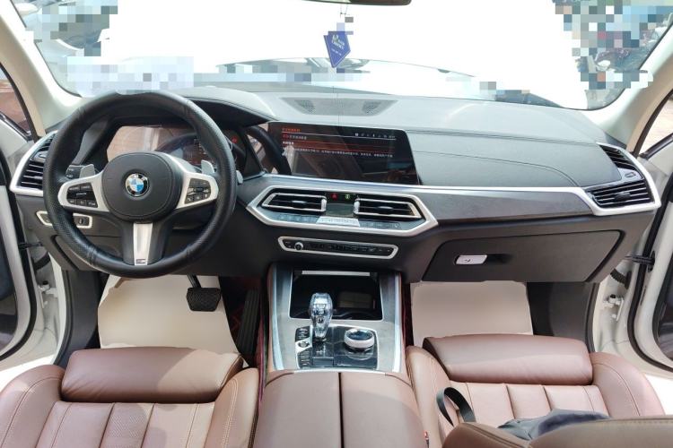 Used BMW X5 2022 xDrive40i M Sport Package Center Console
