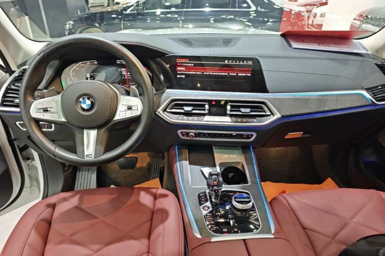 Used BMW X5 2022 Restyled xDrive 30Li Luxury Version M Sport Package Center Console
