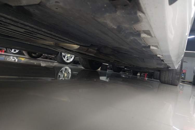 Used BMW X5 2022 Restyled xDrive 30Li M Sport Package Chassis Front Left