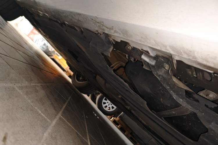 Used BMW X5 2022 xDrive 30Li M Sport Package Chassis Rear Left