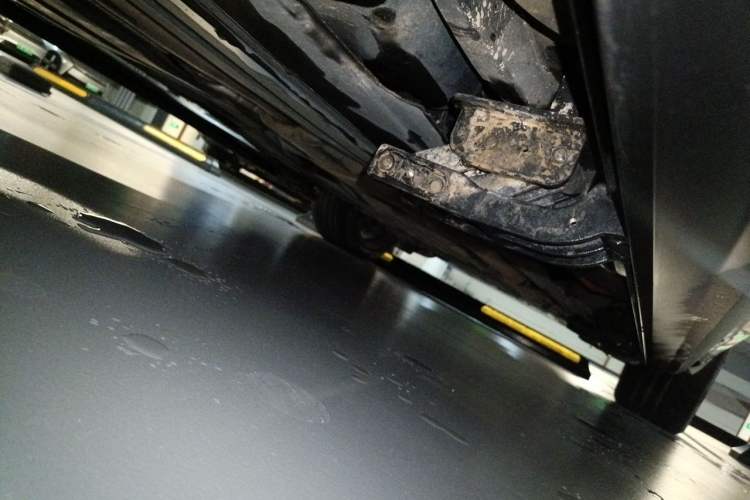 Used BMW X5 2022 xDrive 40Li M Sport Package Chassis Rear Right