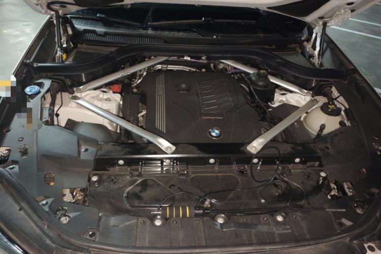 Used BMW X5 2022 Restyled xDrive 40Li Luxury Edition M Sport Package Engine Bay