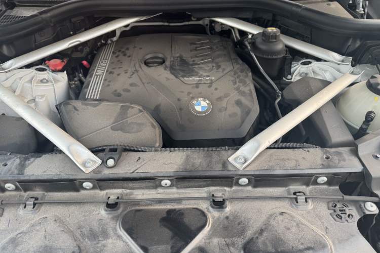 Used BMW X5 2022 xDrive30i M Sport Package Engine Bay