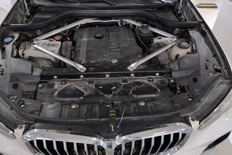 Used BMW X5 2022 xDrive40i Luxury Edition M Sport Package Engine Bay