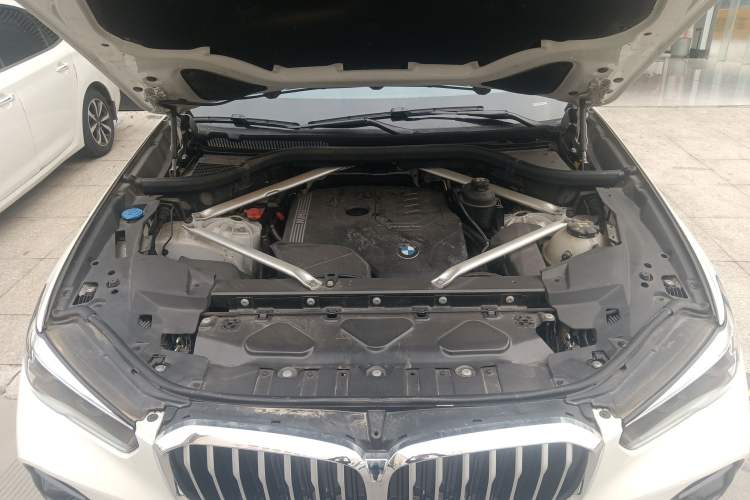 Used BMW X5 2022 xDrive30i M Sport Package Engine Bay