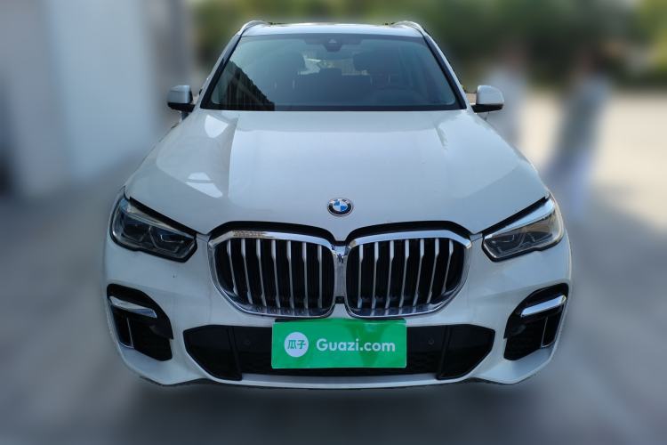 Used BMW X5 2022 xDrive 30Li Luxury M Sport Package Exterior 1