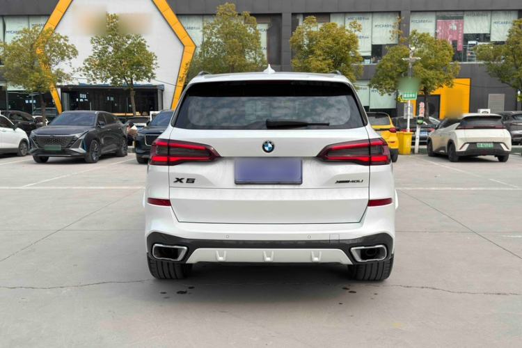 Used BMW X5 2022 Restyled xDrive 40Li Luxury Edition M Sport Package Exterior 1