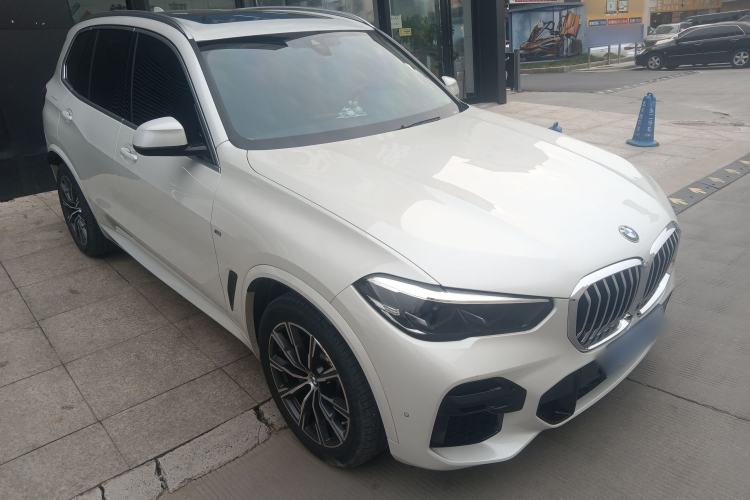 Used BMW X5 2022 xDrive30i M Sport Package Exterior 1