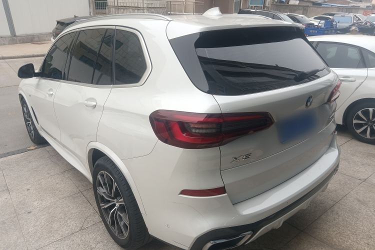 Used BMW X5 2022 xDrive30i M Sport Package Exterior 2