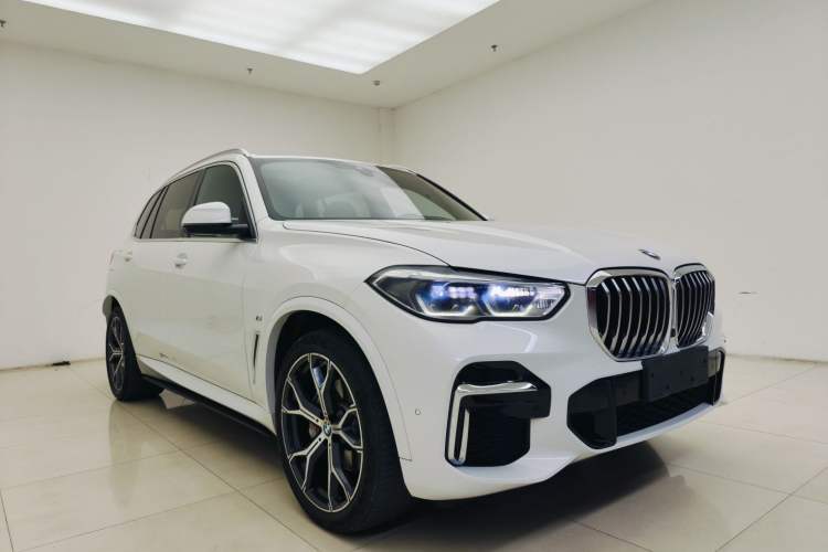 Used BMW X5 2022 Restyled xDrive 40Li M Sport Package Exterior 2