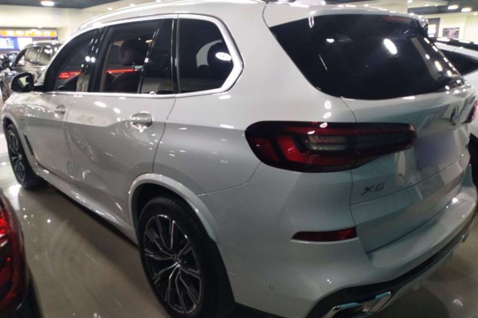 Used BMW X5 2022 Restyled xDrive 30Li M Sport Package Exterior 2