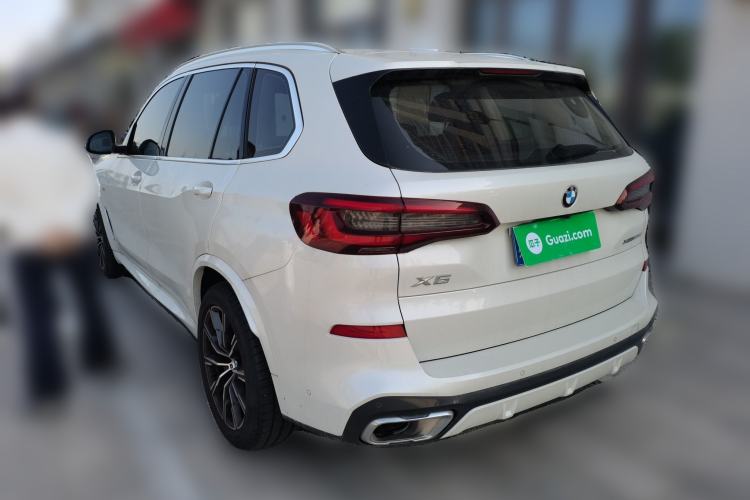 Used BMW X5 2022 xDrive 30Li Luxury M Sport Package Exterior 3