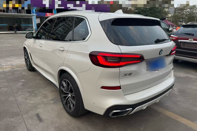 Used BMW X5 2022 xDrive30i M Sport Package Exterior 3