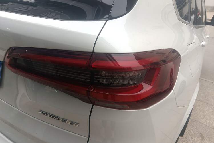 Used BMW X5 2022 xDrive30i M Sport Package Exterior 3