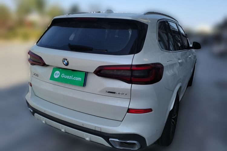 Used BMW X5 2022 xDrive 30Li Luxury M Sport Package Exterior 5