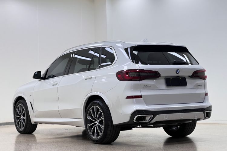 Used BMW X5 2022 Restyled xDrive 30Li M Sport Package Exterior 8
