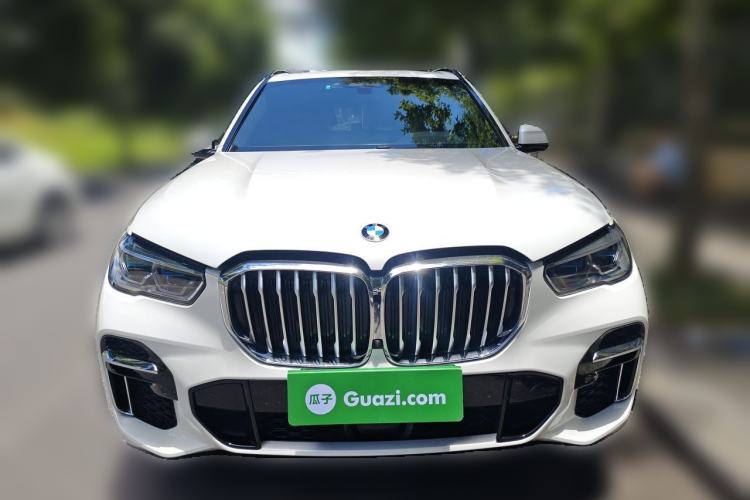 Used BMW X5 2022 xDrive 40Li M Sport Package Front