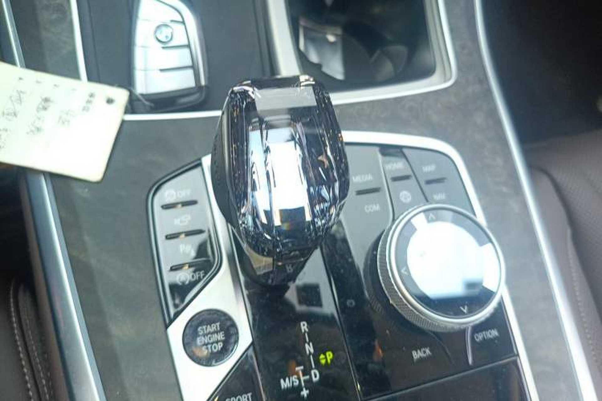 Used BMW X5 2022 Restyled xDrive 30Li Luxury Version M Sport Package Gear Lever