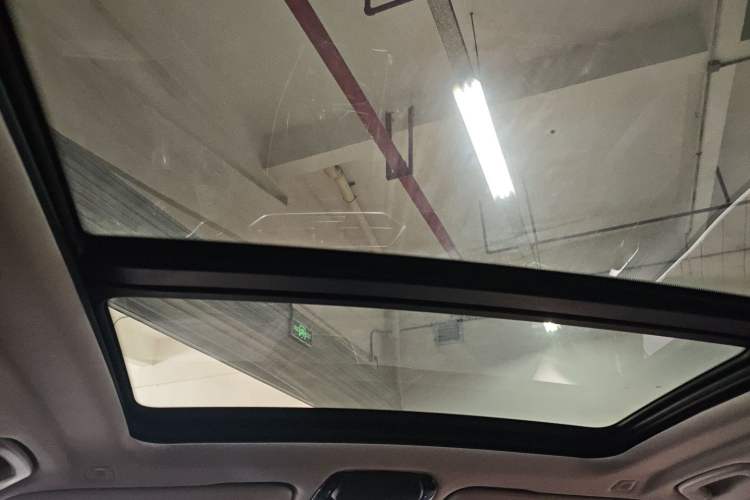 Used BMW X5 2022 xDrive 30Li M Sport Package Headliner