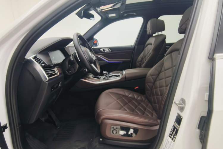 Used BMW X5 2022 Restyled xDrive 40Li M Sport Package Interior 3