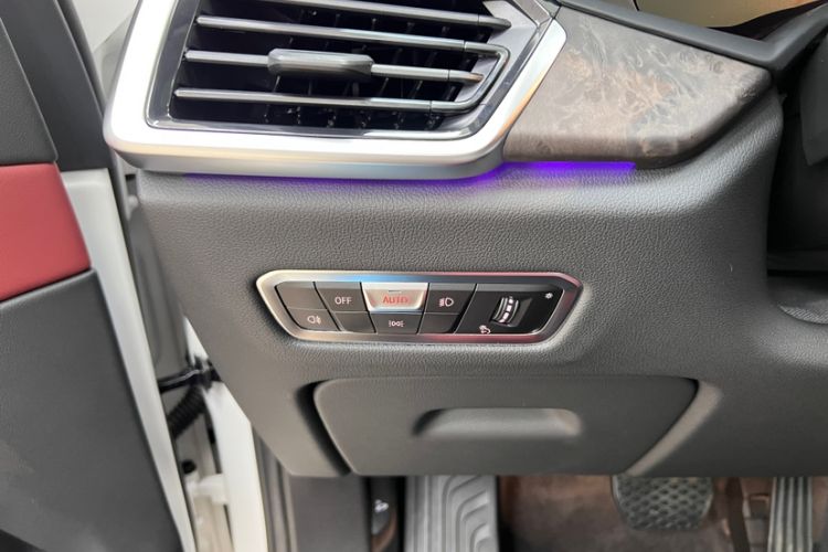 Used BMW X5 2022 Restyled xDrive 30Li M Sport Package Interior 7