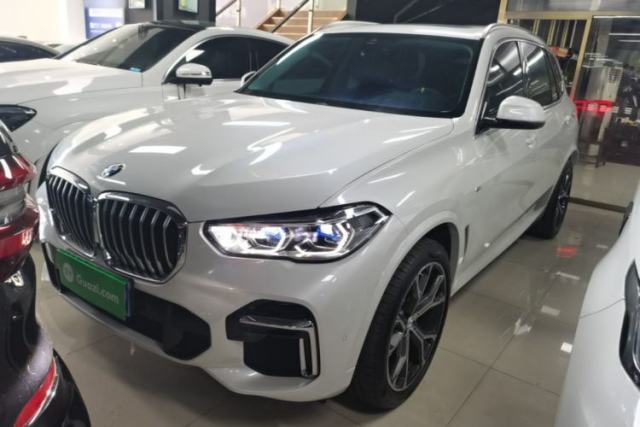 Used BMW X5 2022 xDrive 30Li Luxury M Sport Package