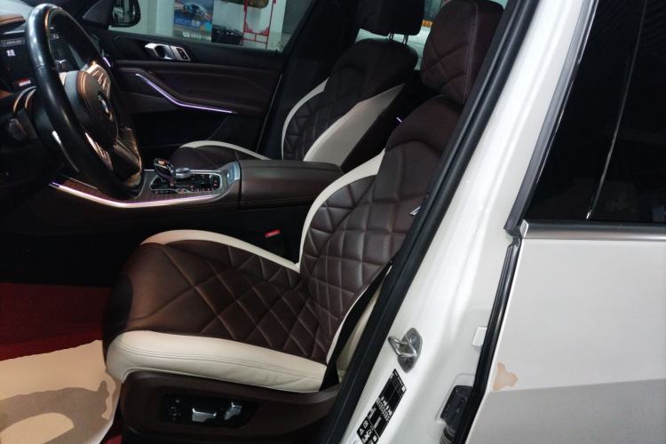 Used BMW X5 2022 xDrive 40Li Luxury Edition M Sport Package Left Front Seat