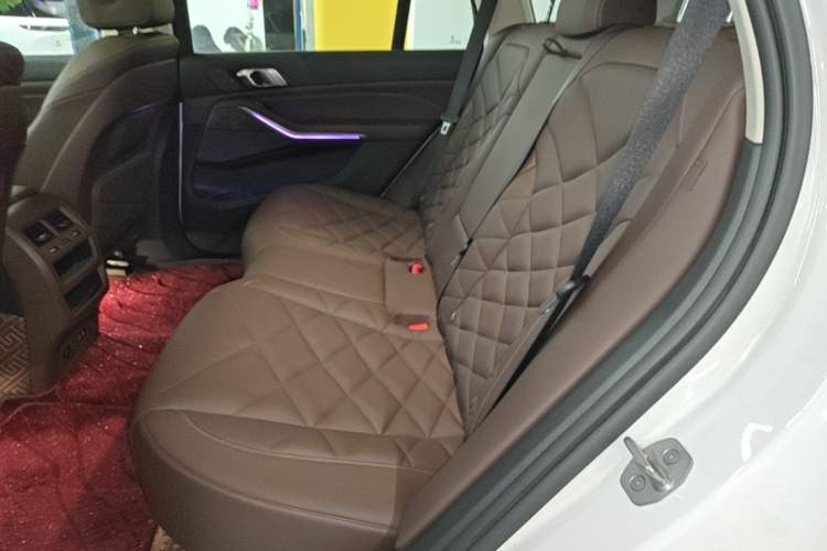 Used BMW X5 2022 Restyled xDrive 30Li M Sport Package Left Rear Seat