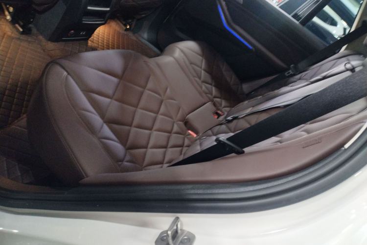 Used BMW X5 2022 Restyled xDrive 30Li M Sport Package Left Rear Seat