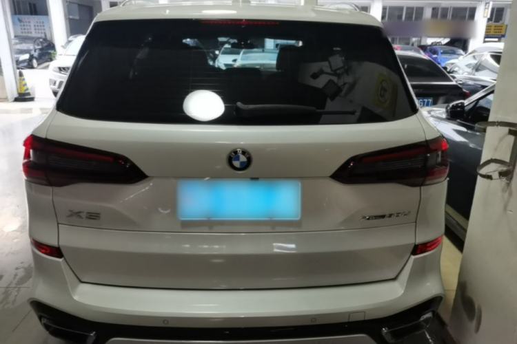 Used BMW X5 2022 Restyled xDrive 30Li Luxury Version M Sport Package Rear