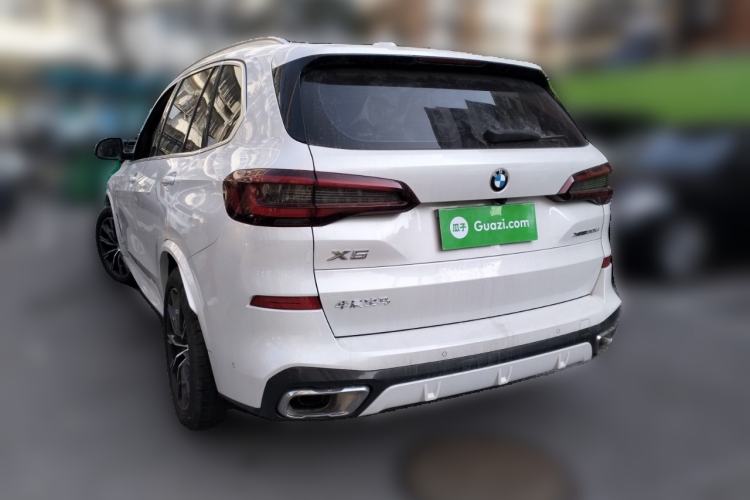 Used BMW X5 2022 Restyled xDrive 30Li Luxury Version M Sport Package Rear Left 45 Deg