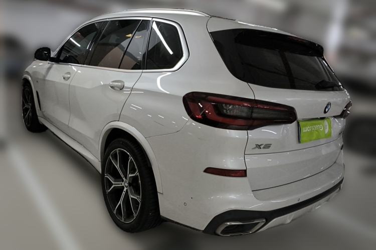 Used BMW X5 2022 xDrive40i Luxury Edition M Sport Package Rear Left 45 Deg