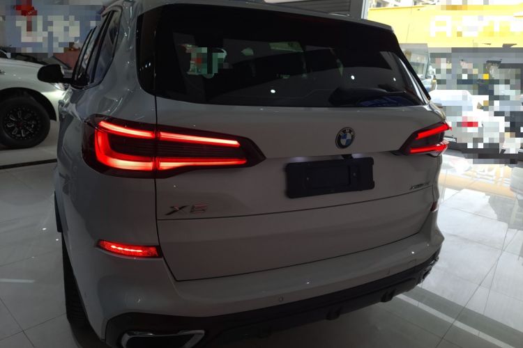 Used BMW X5 2022 xDrive40i M Sport Package Rear