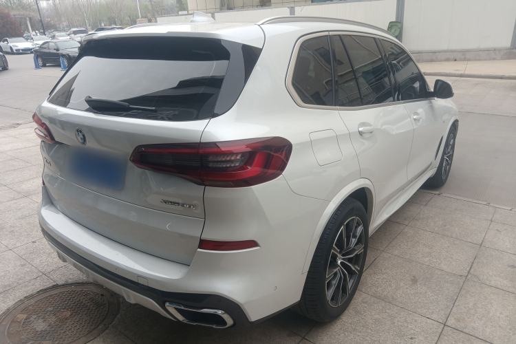 Used BMW X5 2022 xDrive30i M Sport Package Rear Right 45 Deg