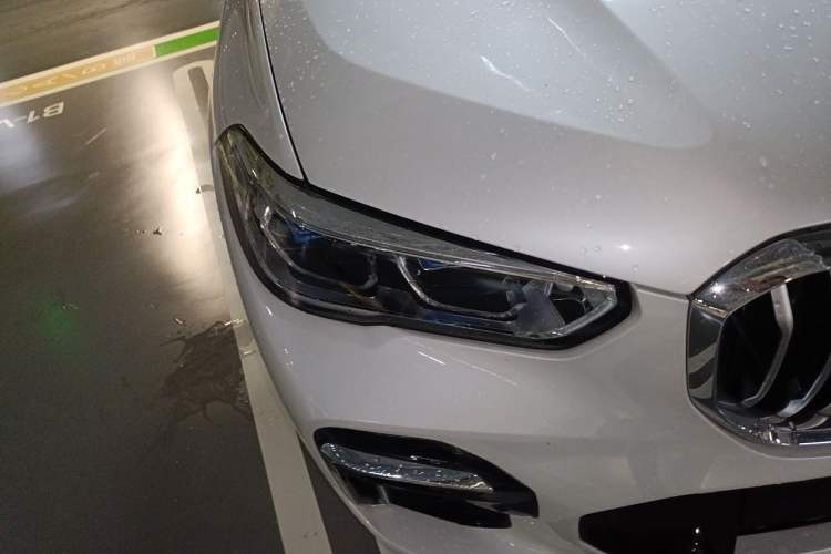Used BMW X5 2022 xDrive 40Li M Sport Package Right Front Headlight