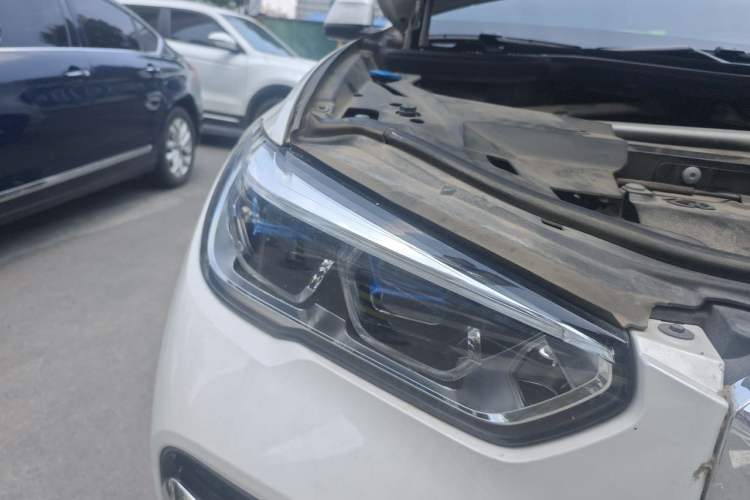 Used BMW X5 2022 xDrive 30Li Luxury M Sport Package Right Front Headlight