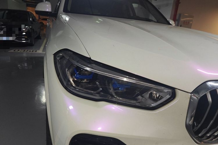 Used BMW X5 2022 xDrive40i M Sport Package Right Front Headlight