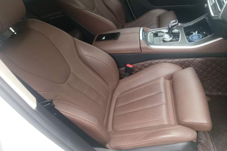 Used BMW X5 2022 xDrive30i M Sport Package Right Front Seat