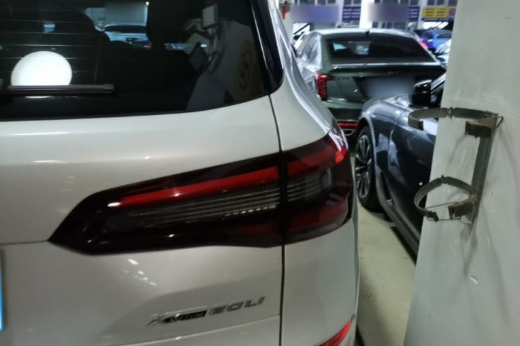 Used BMW X5 2022 Restyled xDrive 30Li Luxury Version M Sport Package Right Rear Taillight