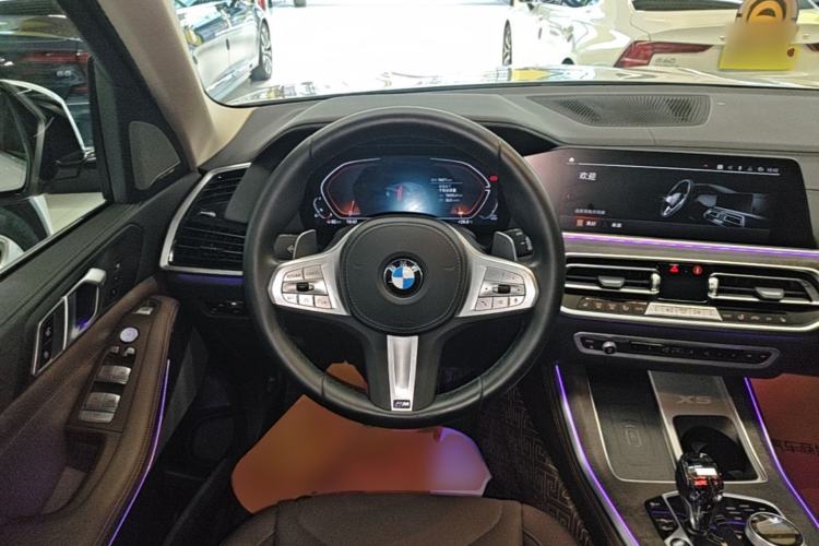 Used BMW X5 2022 Restyled xDrive 30Li M Sport Package Steering Wheel